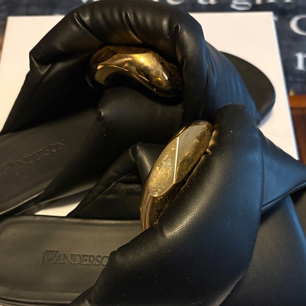 JW ANDERSON Black Twisted Leather Slide Sandals with Gold Disc - Picture 3 of 9